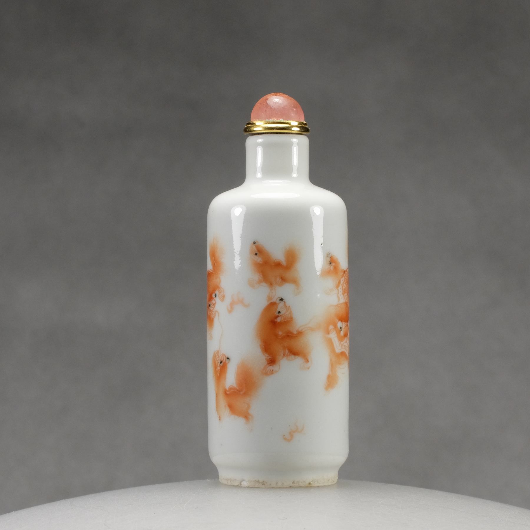 C10 A "May you have nine generations togheter" snuff bottle - immagine 4