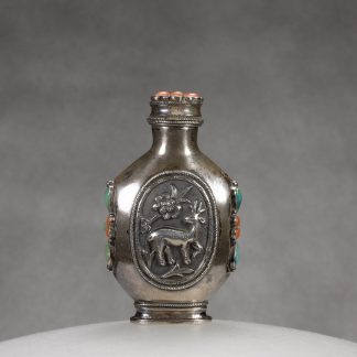 M3 A silver “Deer” snuff bottle with stone inlays