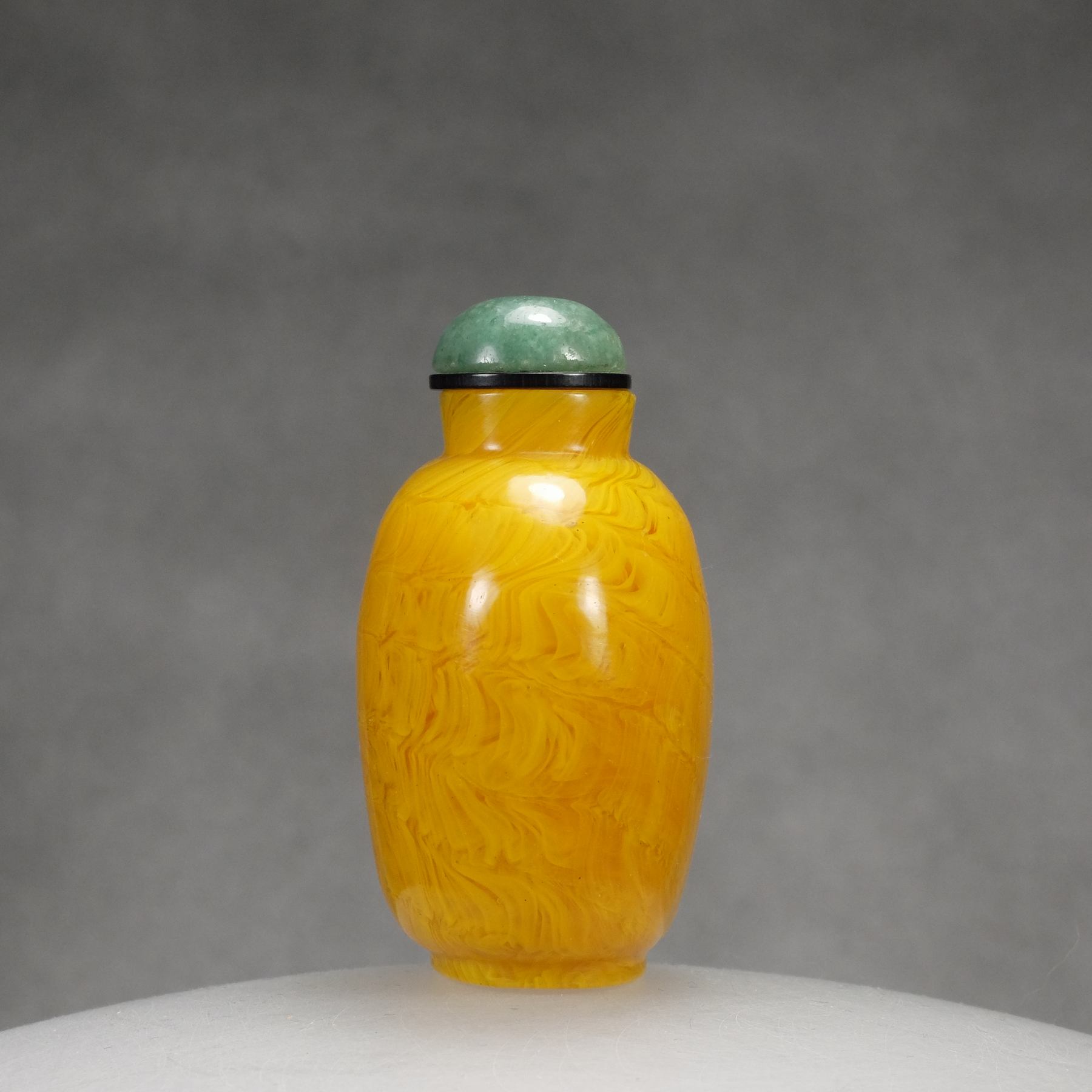 G9 A "Yellow swirls" glass snuff bottle - immagine 2
