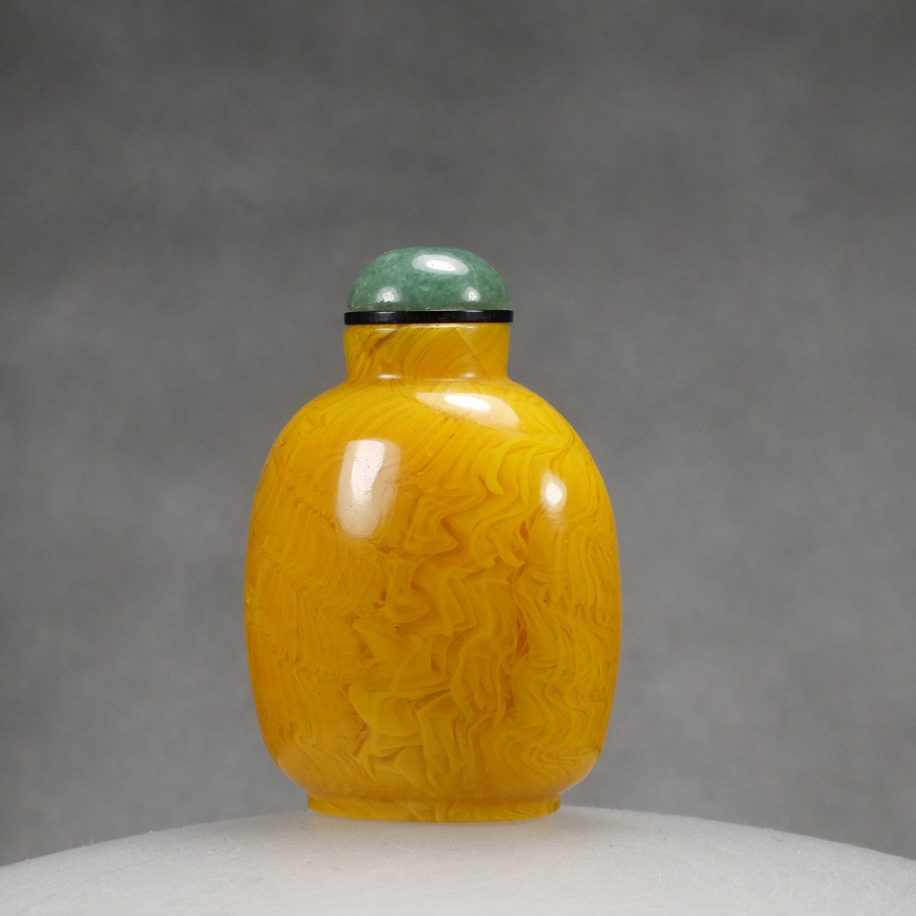 G9 A "Yellow swirls" glass snuff bottle - immagine 5