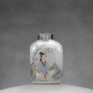 IP10 An inside painted glass snuff bottle “Ladies in a garden”, Xue Chengcai