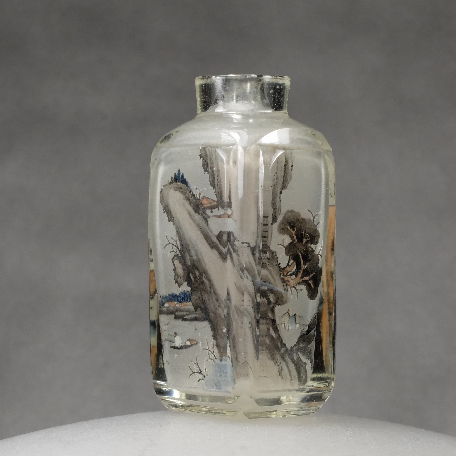 IP11 An inside painted glass snuff bottle “Four connected scenes”, Yan Yutian - immagine 2