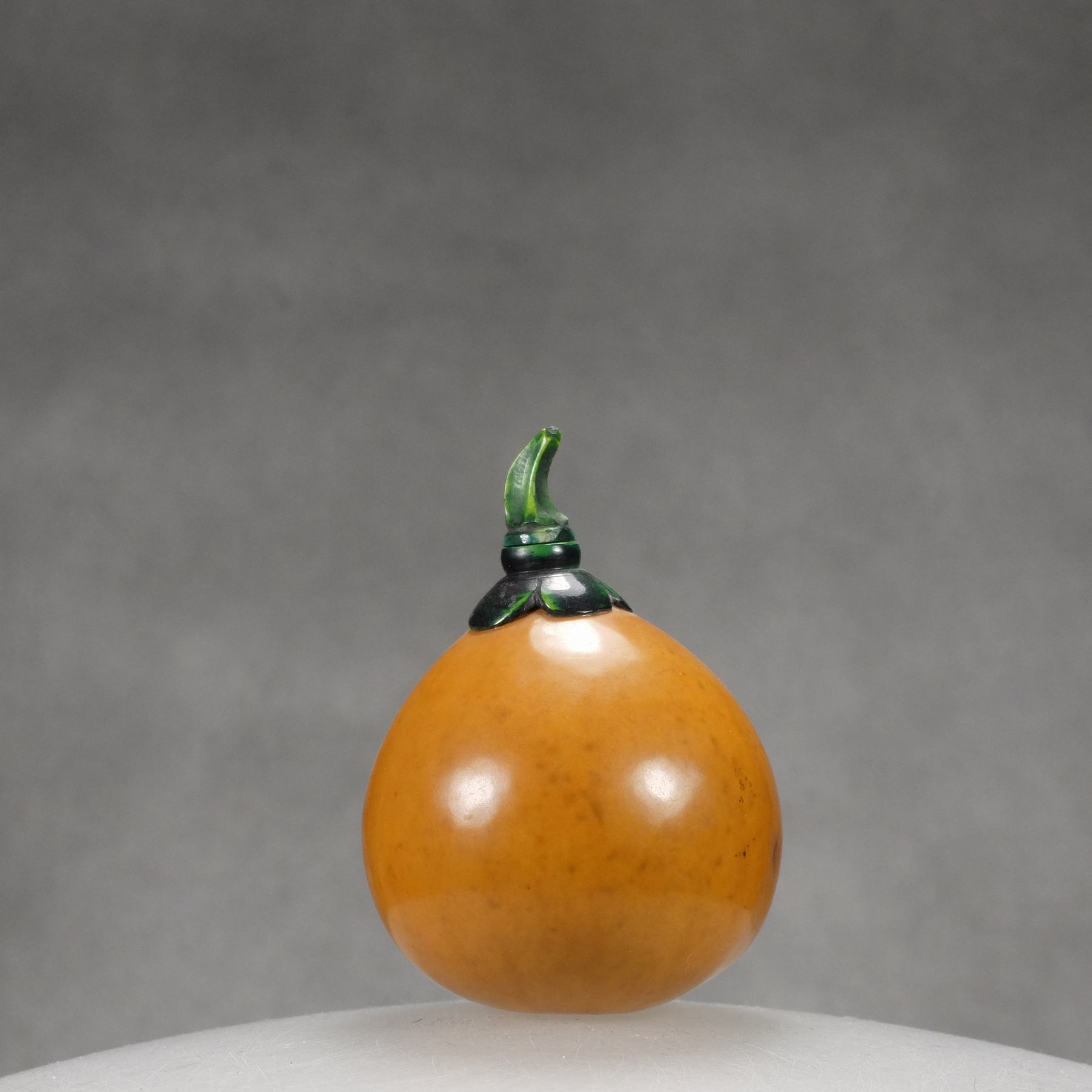 O4 A natural round gourd snuff bottle - immagine 2