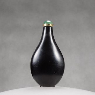 O22 A very rare Fuzhou “Shibui” black lacquer on silk textile snuff bottle