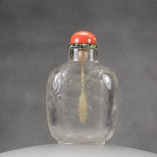 S9 A pure quartz “Herons” snuff bottle