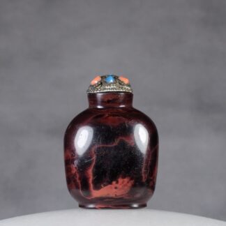 G60 A mottled glass snuff bottle imitating jasper