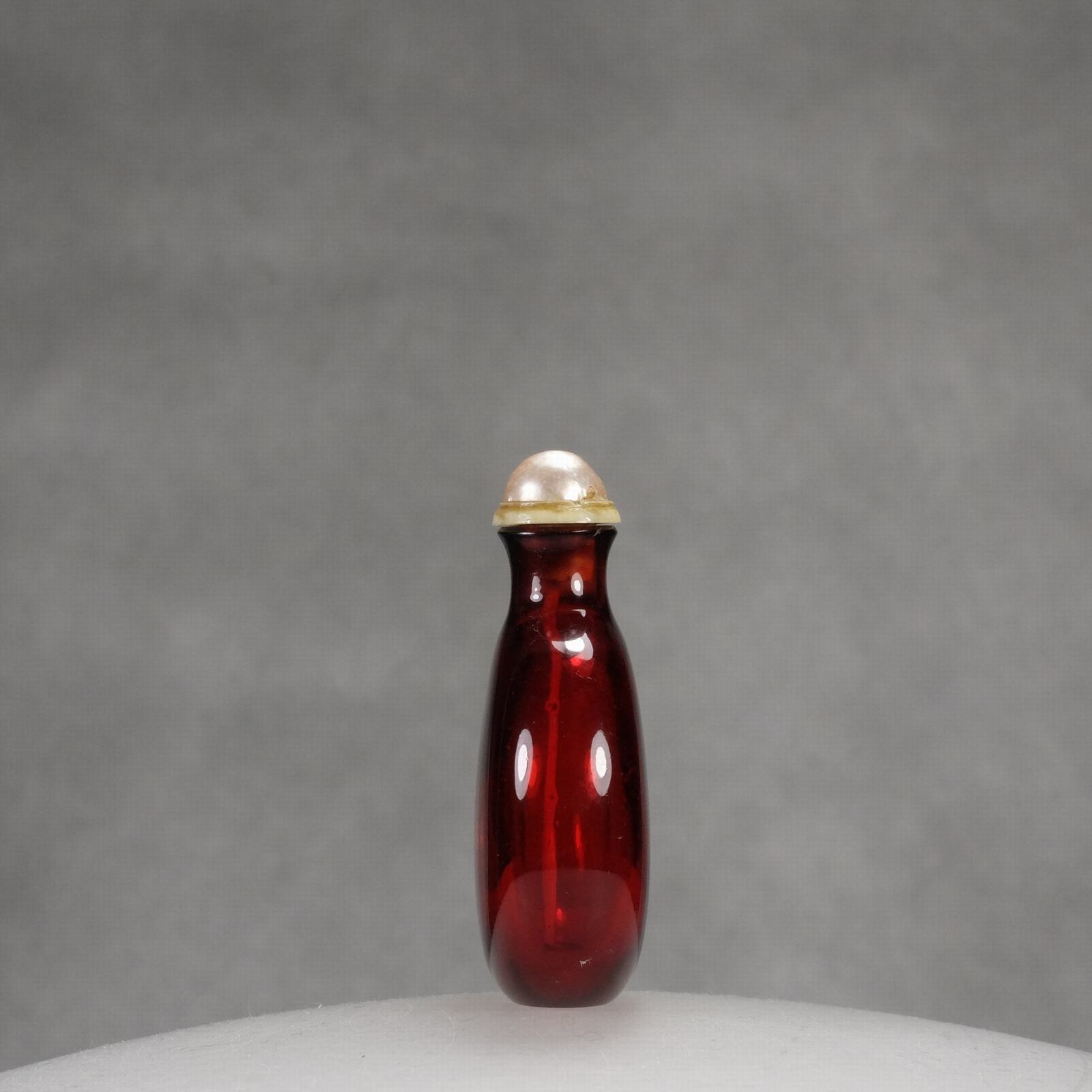 Ruby Red Glass Snuff Bottle 18th G2 4